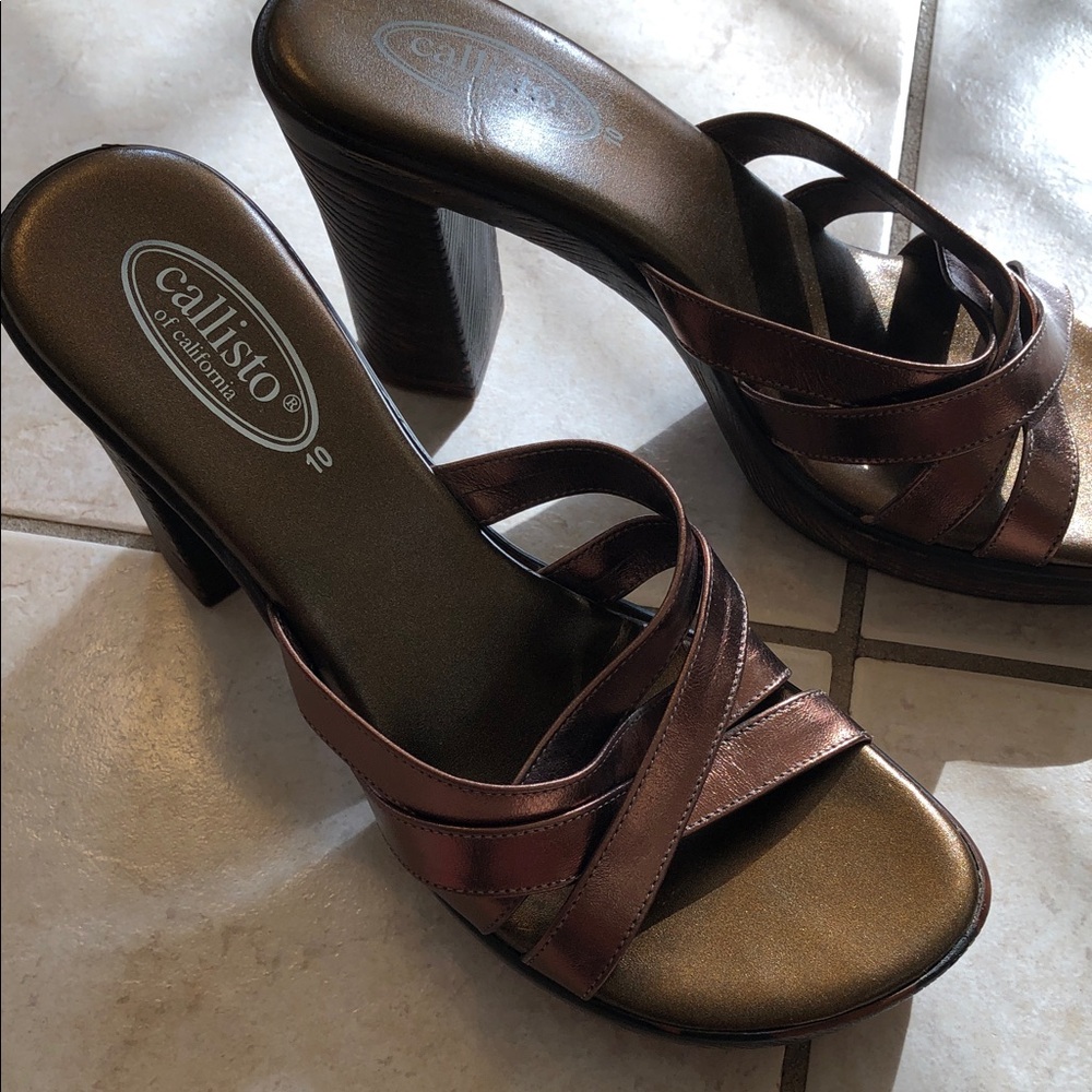 Callisto of California size 10 copper collected sandals